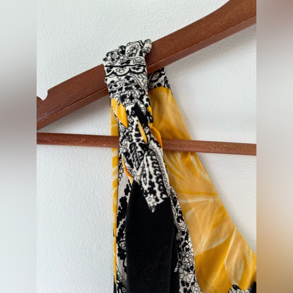 Sky Paisley Silk Sleeveless Dress with V-neckline and Empire Waist Size M - Picture 11 of 15